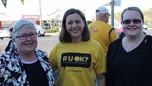Deb encouraging community to support RUOK Day